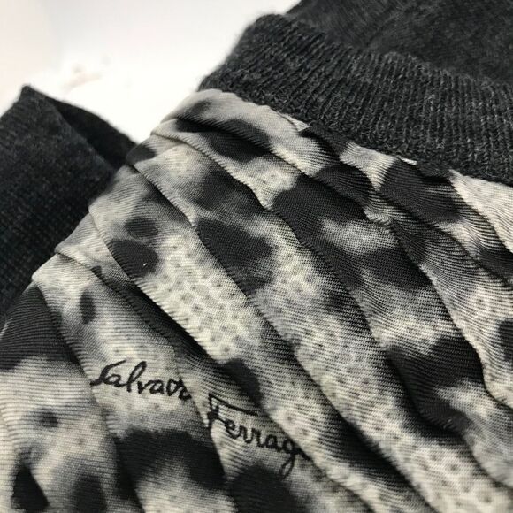 Ferragamo Animal Print Cardigan Sweater Large - Picture 6 of 15